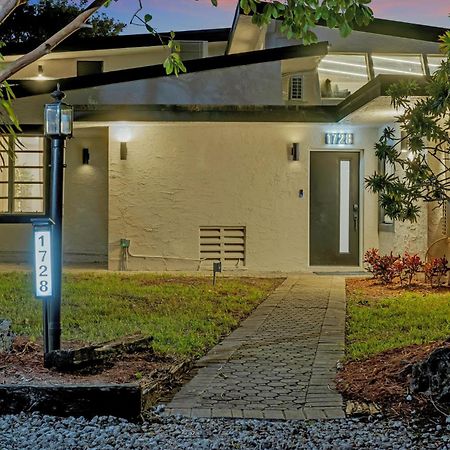 Stunning 2 Story Villa With Pool Fort Lauderdale Eksteriør bilde