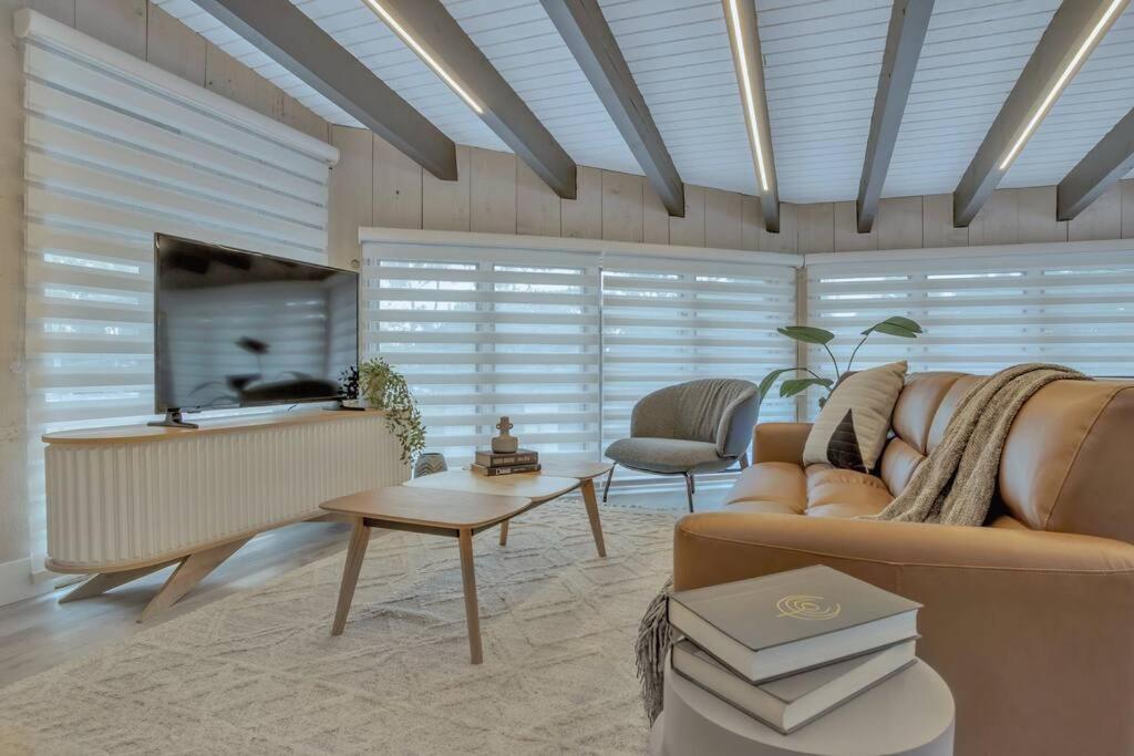 Stunning 2 Story Villa With Pool Fort Lauderdale Eksteriør bilde